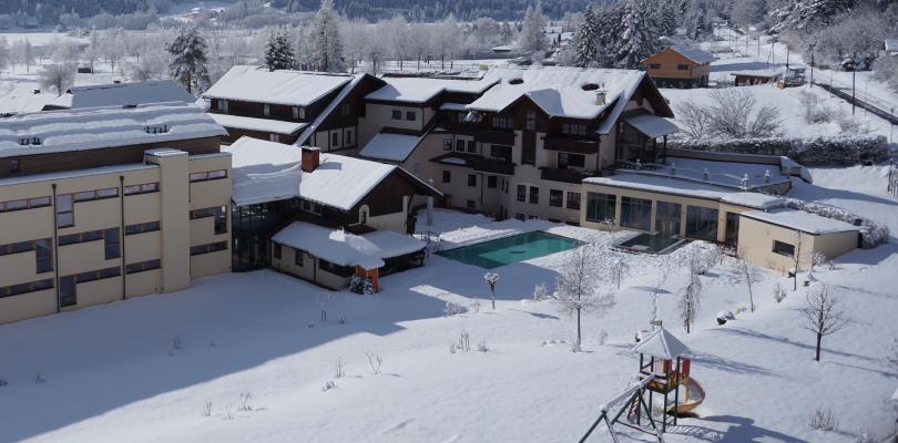 winter-pool